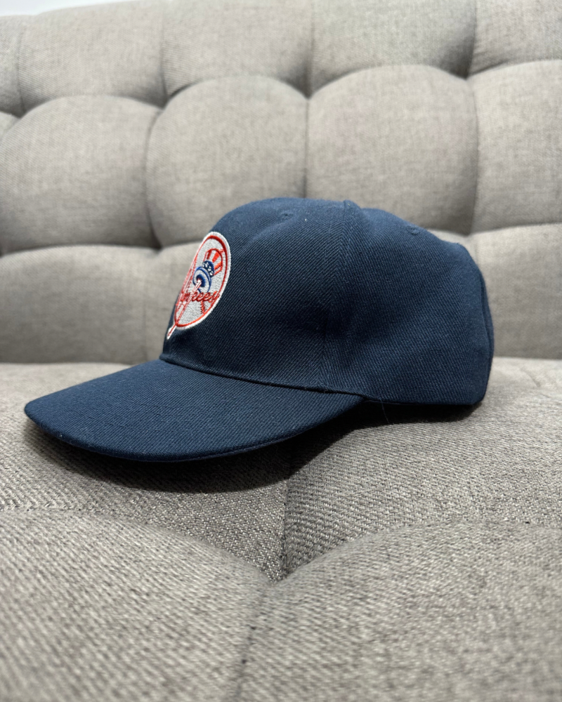 
                  
                    Vintage New York Yankees MLB Snapback Hat
                  
                