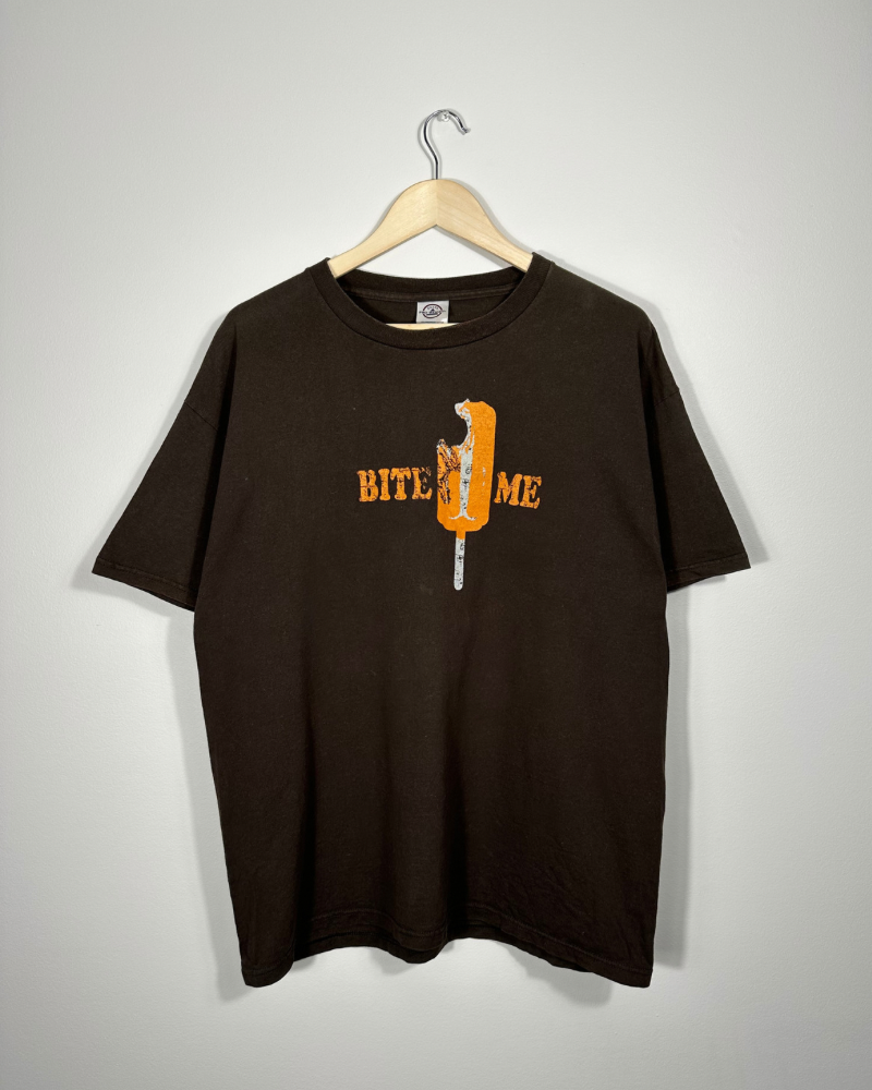 
                  
                    Vintage Delta "Bite Me" Humor T-Shirt - L
                  
                