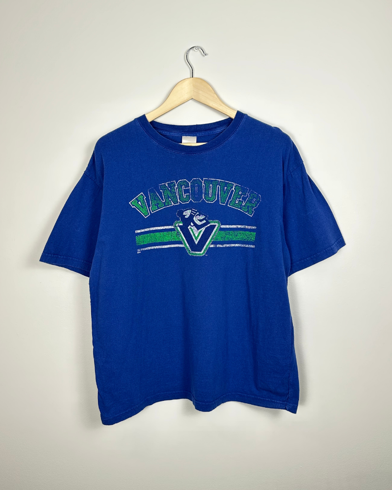 Canucks t top shirt vintage