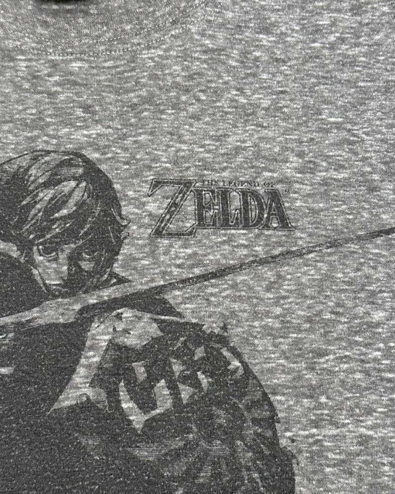 
                  
                    '16 Nintendo Legend of Zelda The Skyward Sword T-Shirt - Size L
                  
                