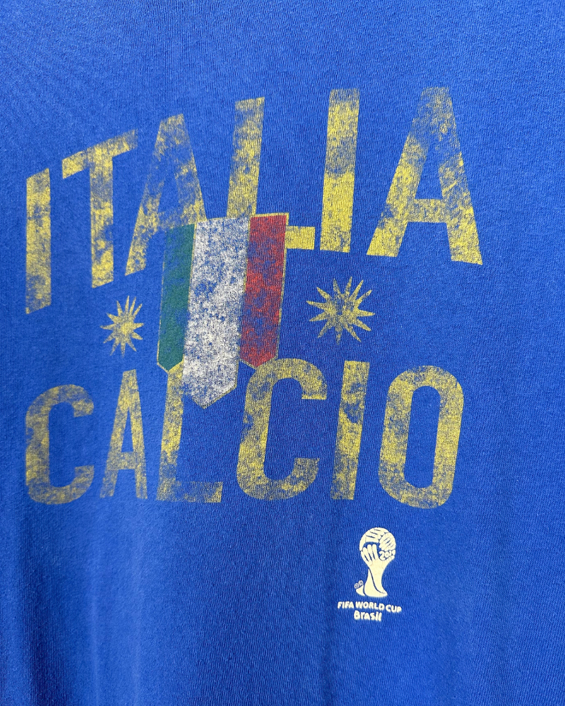 
                  
                    Vintage Italy FIFA World Cup '14 T-Shirt - Size L
                  
                