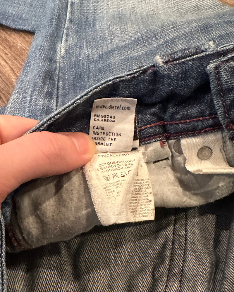 
                  
                    Vintage Diesel Jeans - Size 29x30
                  
                