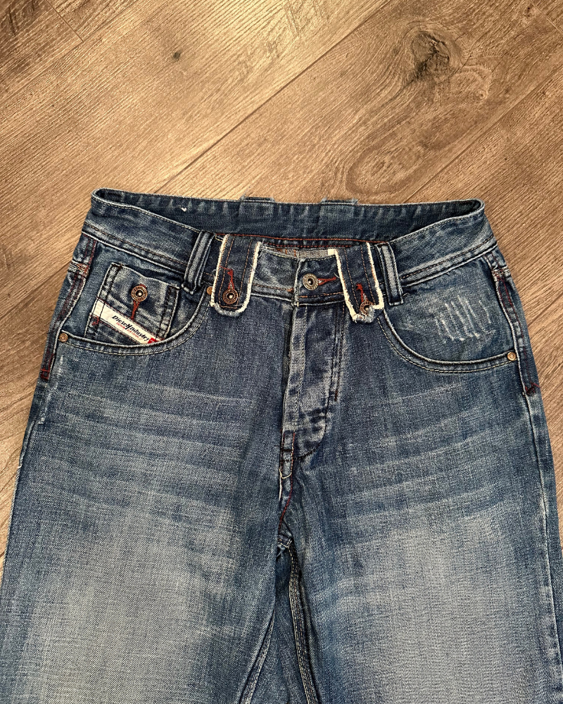 
                  
                    Vintage Diesel Jeans - Size 29x30
                  
                