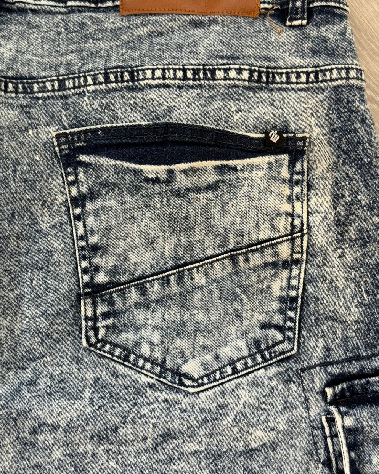 
                  
                    Vintage Rocawear Acid Wash Denim Cargo Shorts - Size 41
                  
                