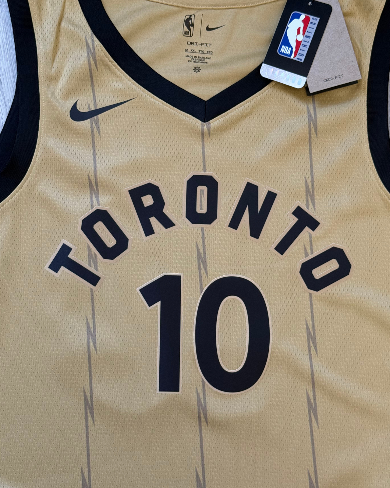 
                  
                    NWT - Nike x October's Very Own OVO Toronto Raptors NBA East End City Edition Basketball Jersey - Size XXL
                  
                