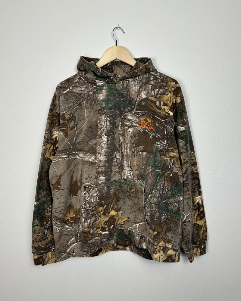 
                  
                    Vintage Real Tree Camo Hoodie - Size L
                  
                