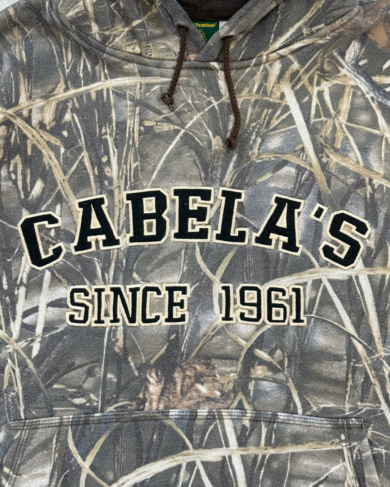 
                  
                    Vintage Cabela's Advantage Max 4 HD Camo Hoodie - Size 3XL
                  
                