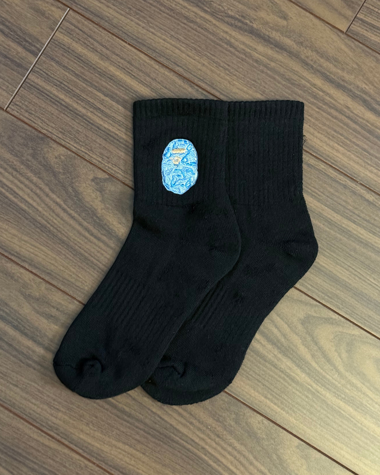 
                  
                    New - BAPE Ape Head Black Short Crew Socks
                  
                