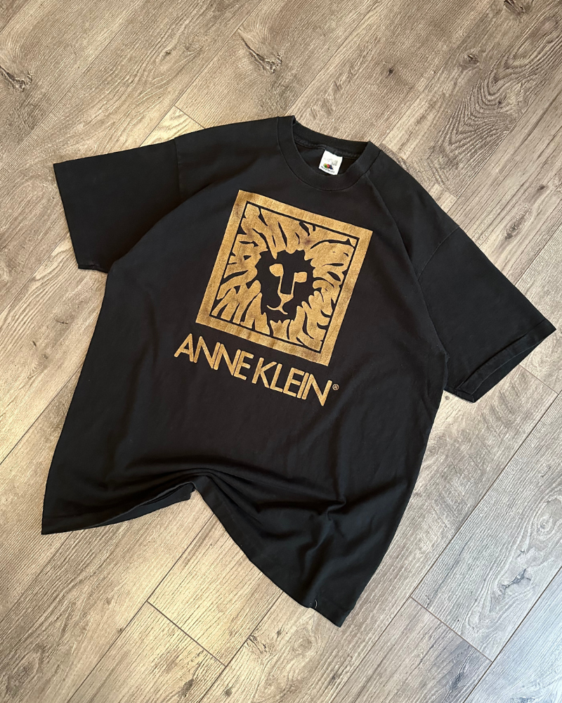 
                  
                    Vintage Anne Klein T-Shirt - Size XL
                  
                
