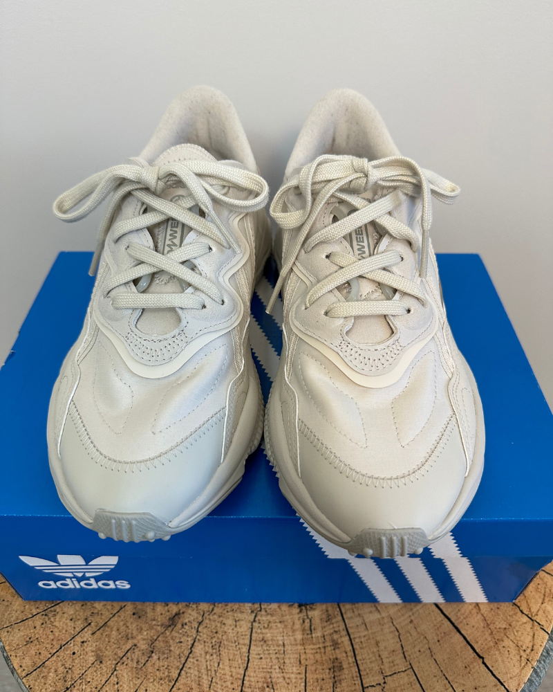 
                  
                    Adidas Originals Ozweego Aluminum Wonder White - Size 8 Mens
                  
                