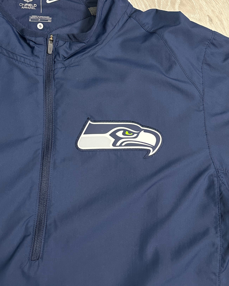 
                  
                    Nike Seattle Seahawks 1/2 Zip Windbreaker - Size S
                  
                