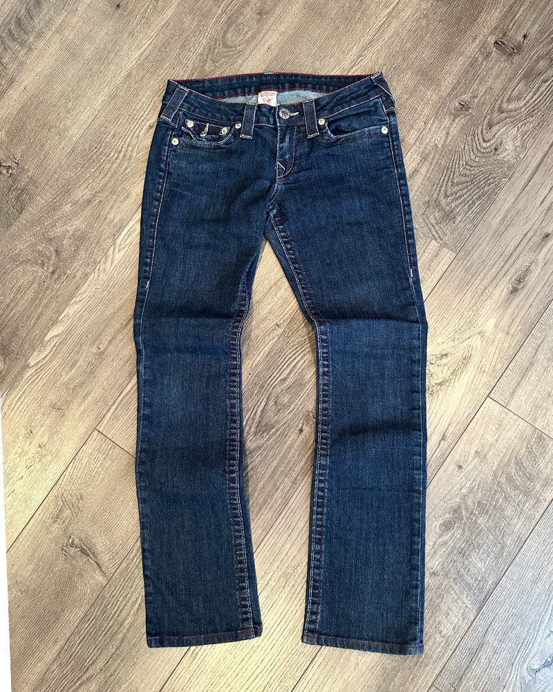 
                  
                    Vintage True Religion Straight Women's Jeans - Size 28x29
                  
                