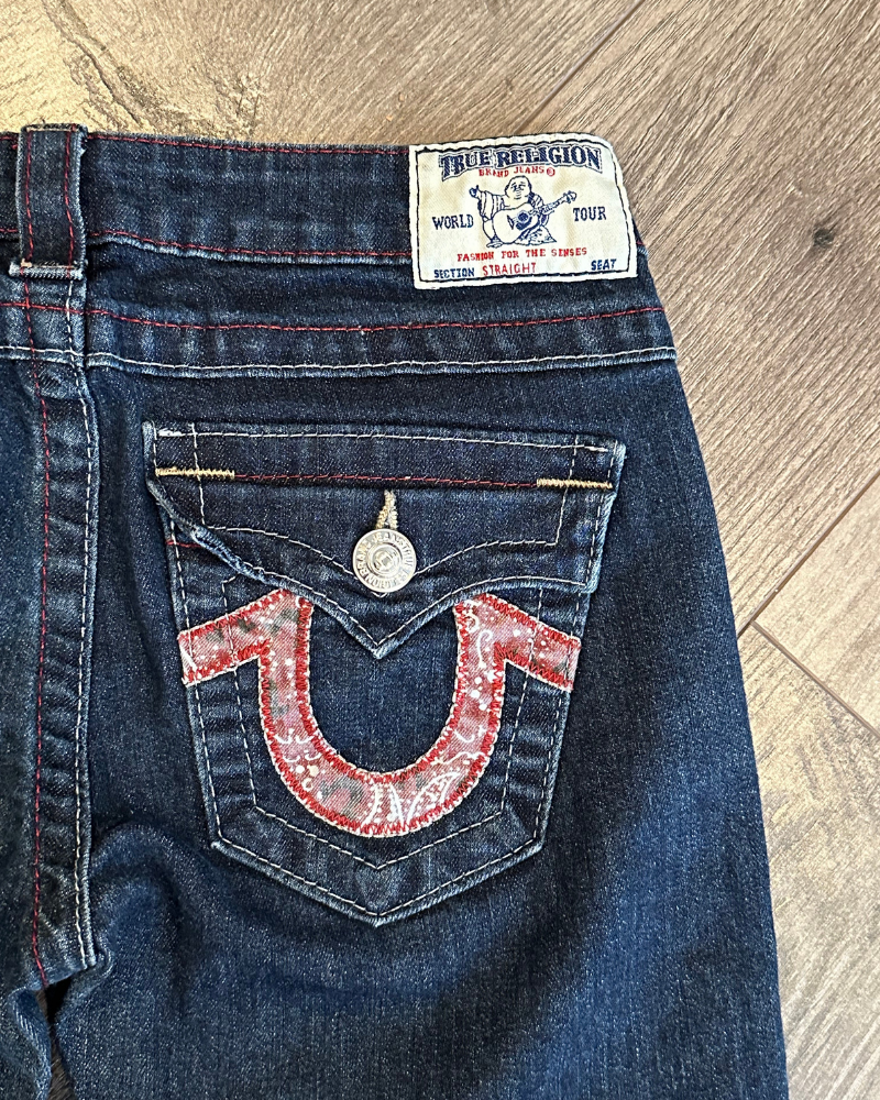 
                  
                    Vintage True Religion Straight Women's Jeans - Size 28x29
                  
                