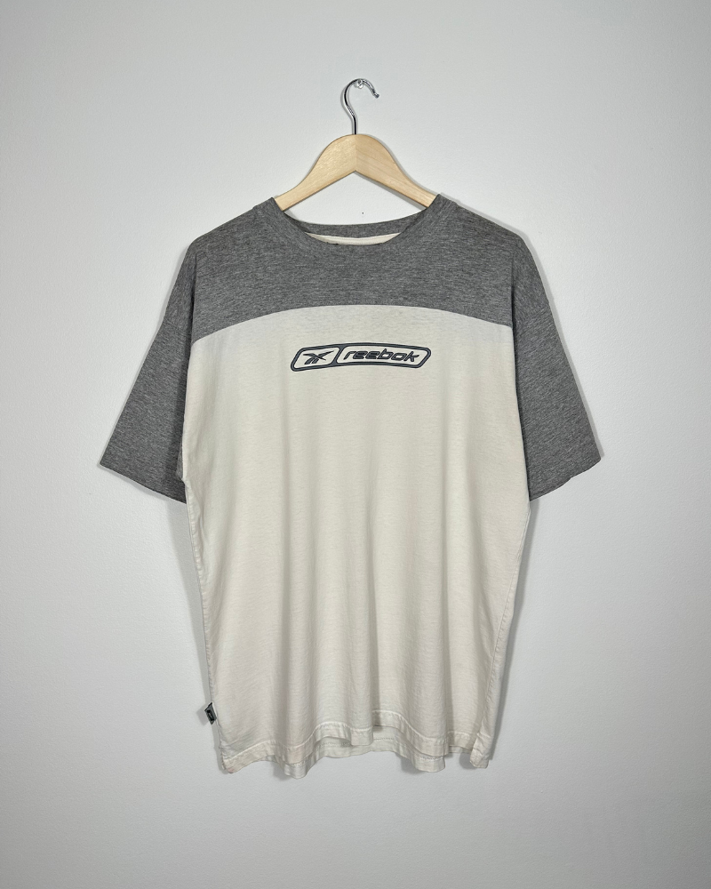 Vintage Reebok T-Shirt - Size L