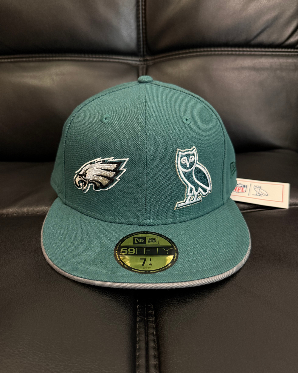 NWT - October's Very Own OVO x New Era x NFL Philadelphia Eagles Fitted Hat - Size 7 1/4
