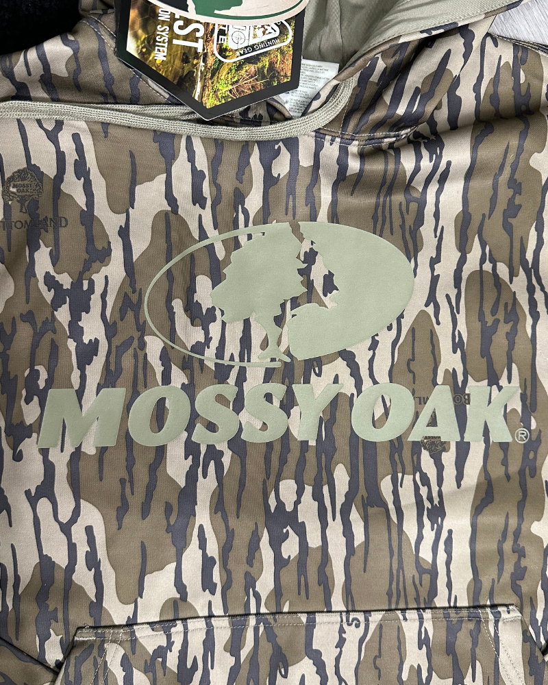 
                  
                    NWT - Mossy Oak Tree Camo Hoodie - Size S
                  
                