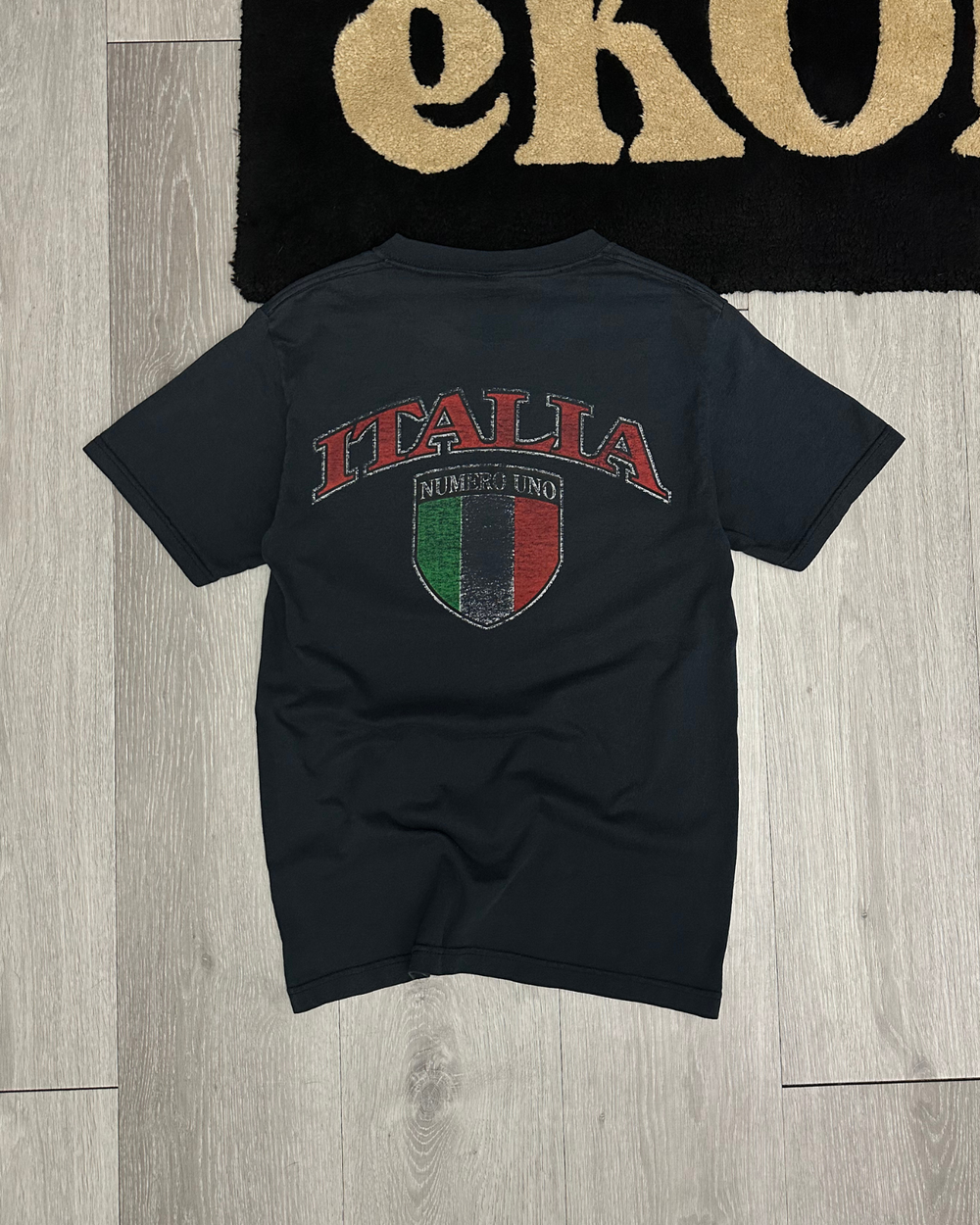 Vintage Italia Numero Uno Faded T-Shirt - Size S