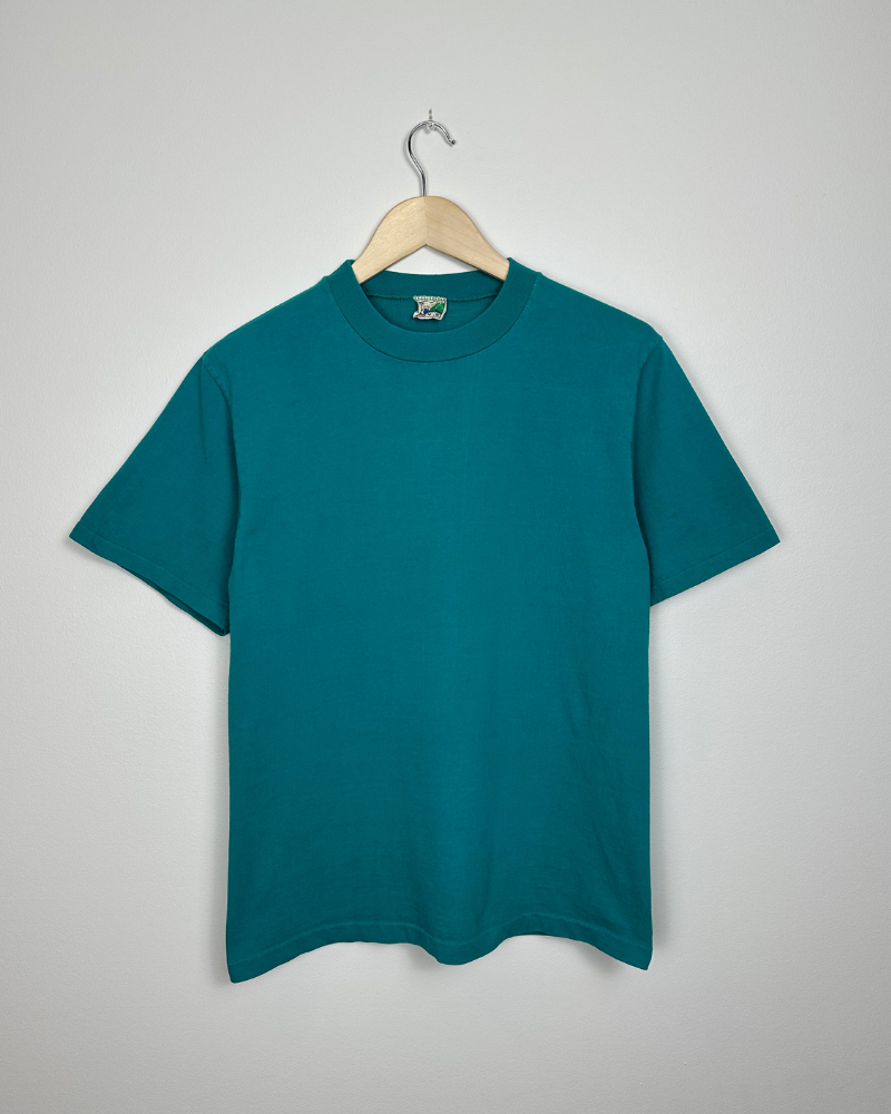 
                  
                    Vintage Waves Blank Single Stitch T-Shirt - Size M
                  
                