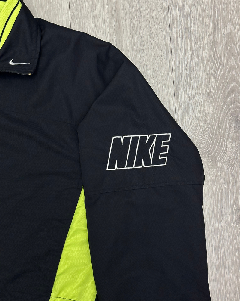 
                  
                    Vintage 90's Nike Windbreaker Jacket - Size M
                  
                