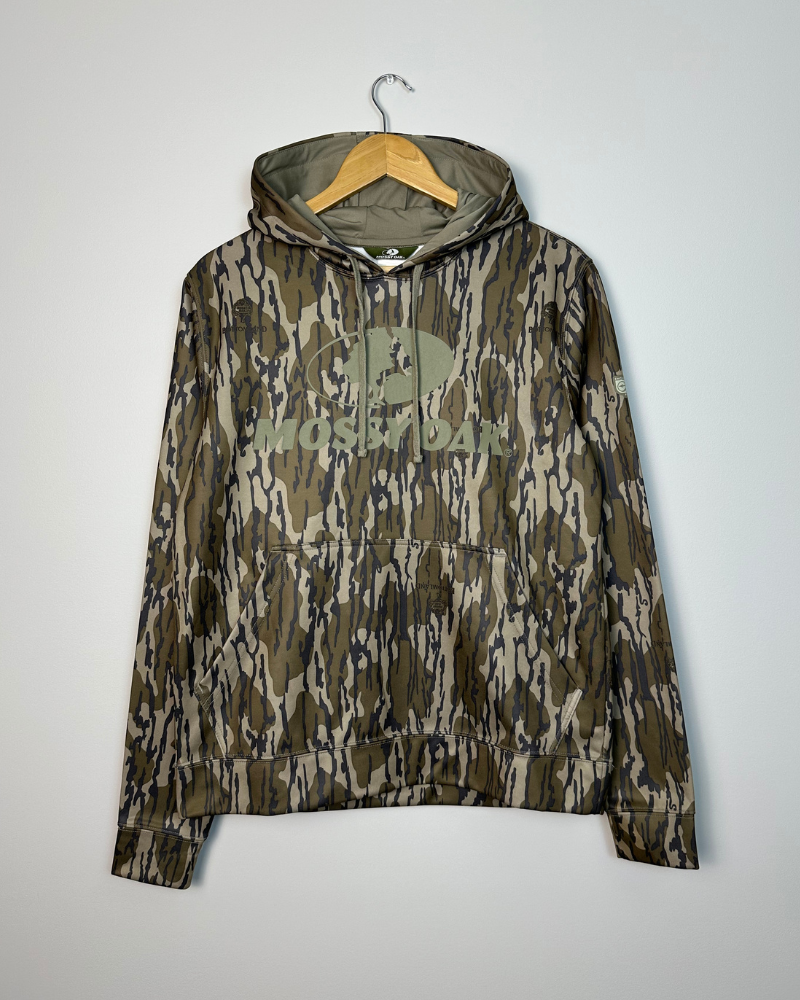 
                  
                    NWT - Mossy Oak Tree Camo Hoodie - Size S
                  
                