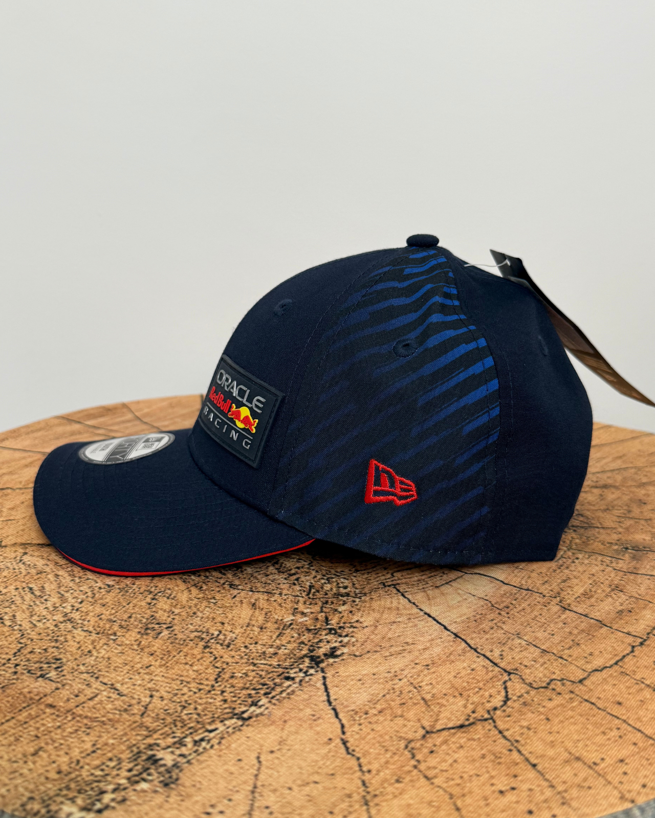 
                  
                    NWT - '22 Red Bull Oracle Racing F1 New Era 9Forty Snapback Hat - Youth
                  
                