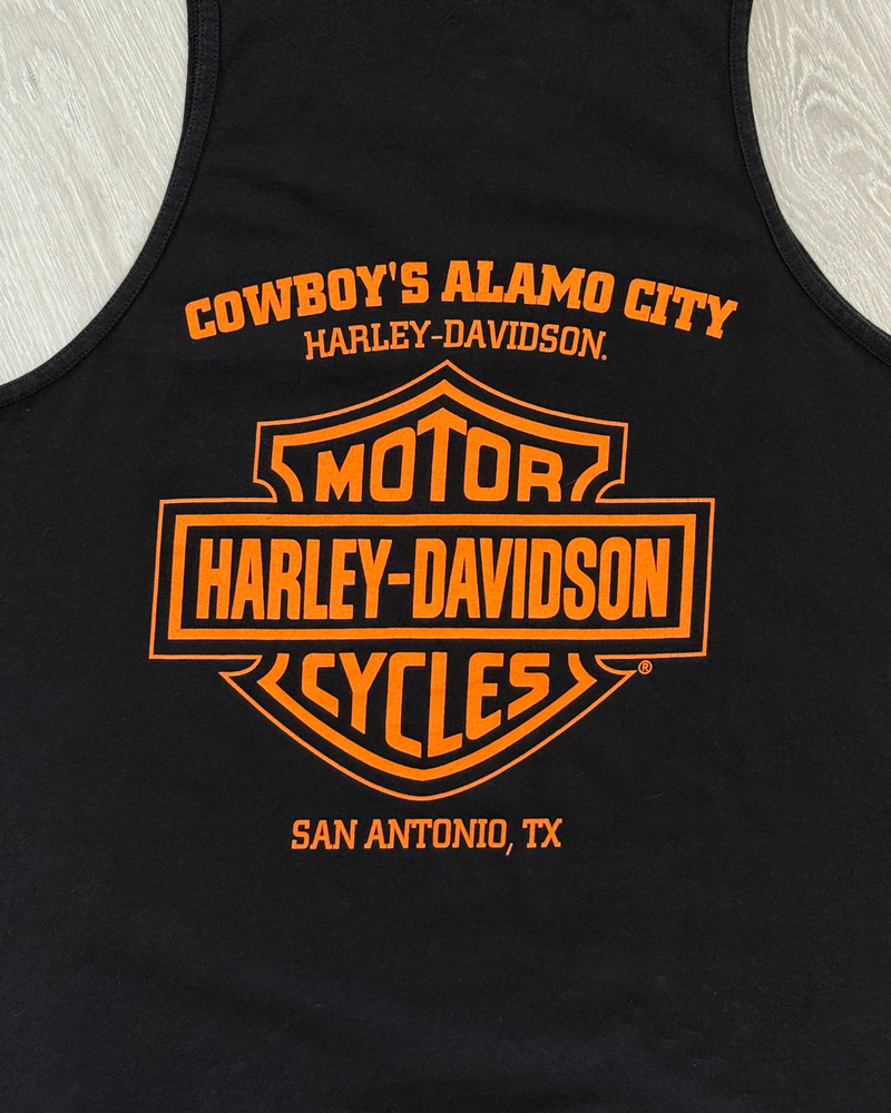 
                  
                    '18 Harley Davidson San Antonio Texas Tank Top - Size L
                  
                