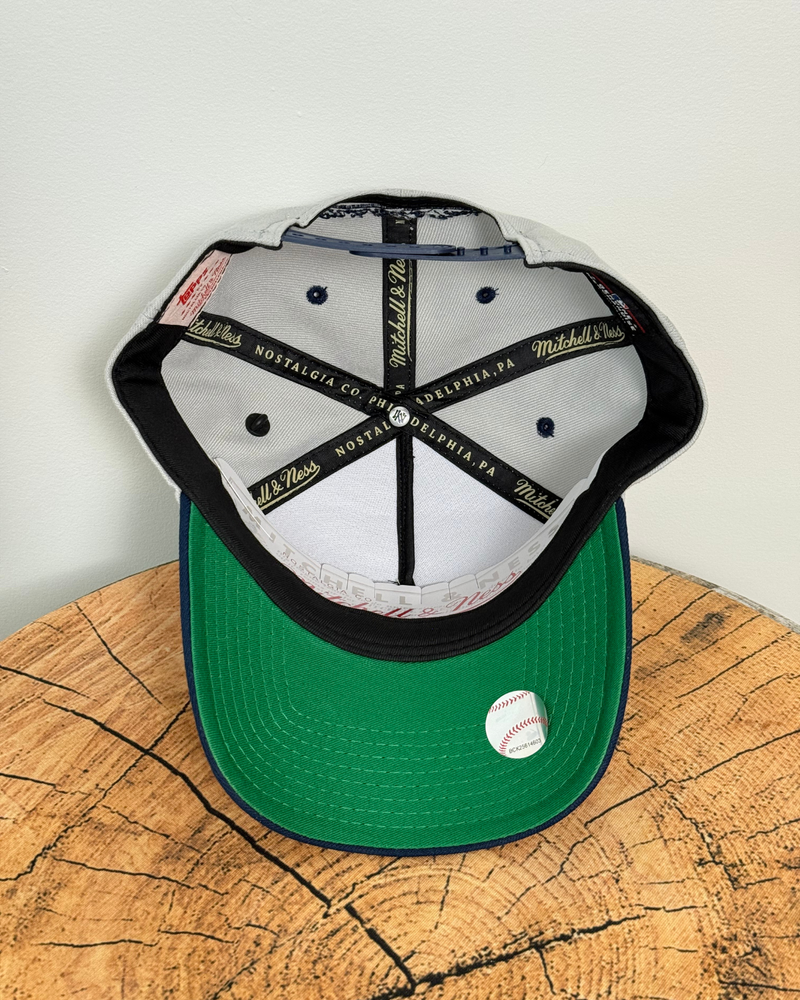 
                  
                    New - Mitchell & Ness x Topps New York Yankees MLB A-Frame Snapback Hat
                  
                