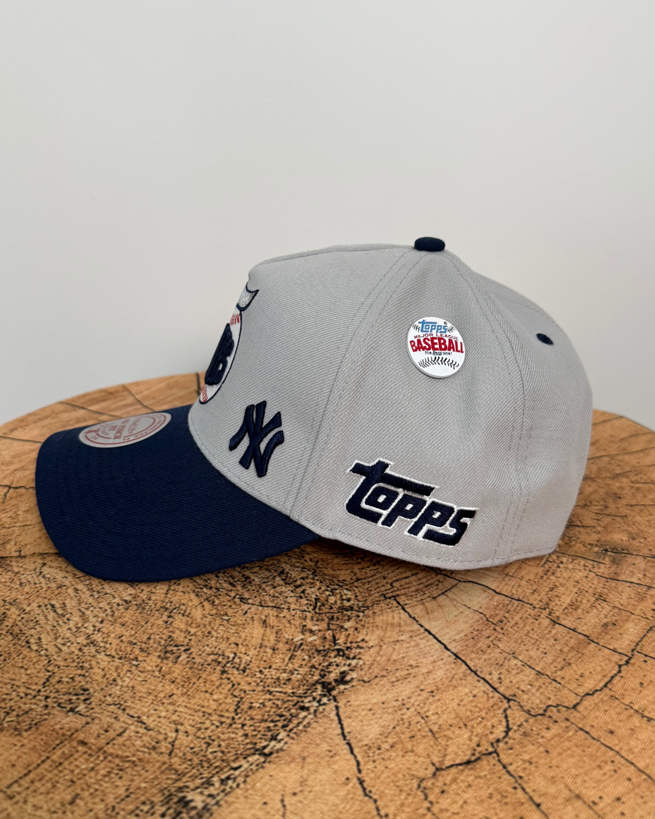 
                  
                    New - Mitchell & Ness x Topps New York Yankees MLB A-Frame Snapback Hat
                  
                