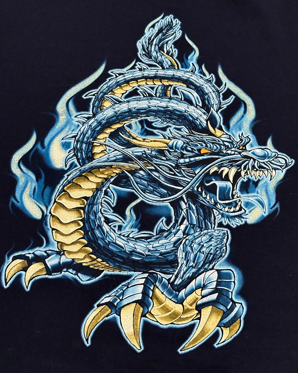 Vintage Y2K Silver Strand Dragon T-Shirt - Size L – eKONIQ