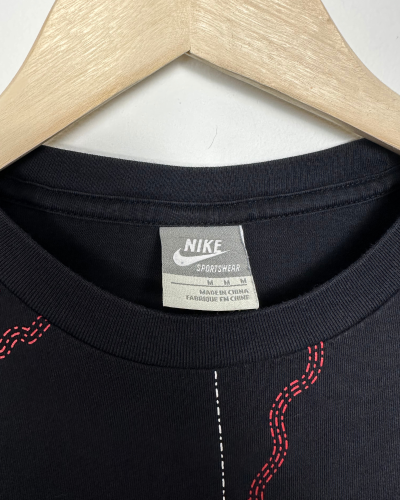 
                  
                    Vintage Nike Manchester United Map Coordinates T-Shirt - Size M
                  
                