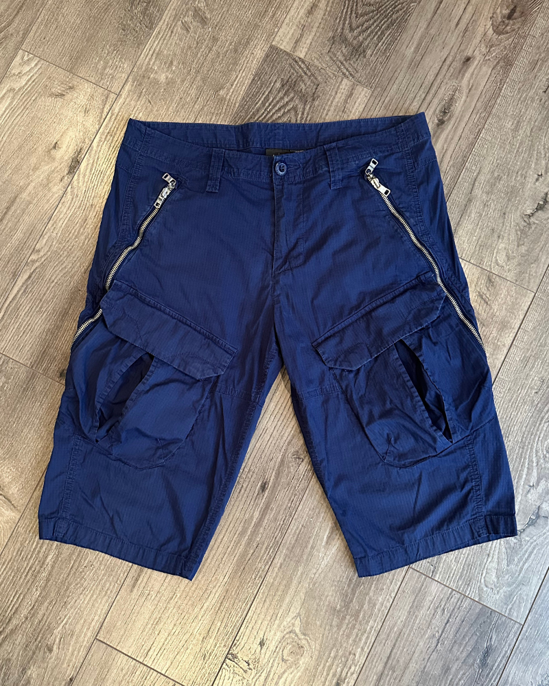 Vintage Armani Exchange Cargo Shorts Size 32 โ eKONIQ