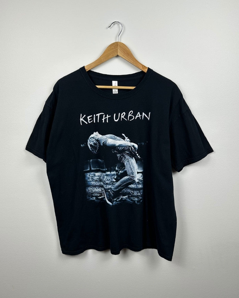'11 Keith Urban Get Closer World Tour T-Shirt - Size XL
