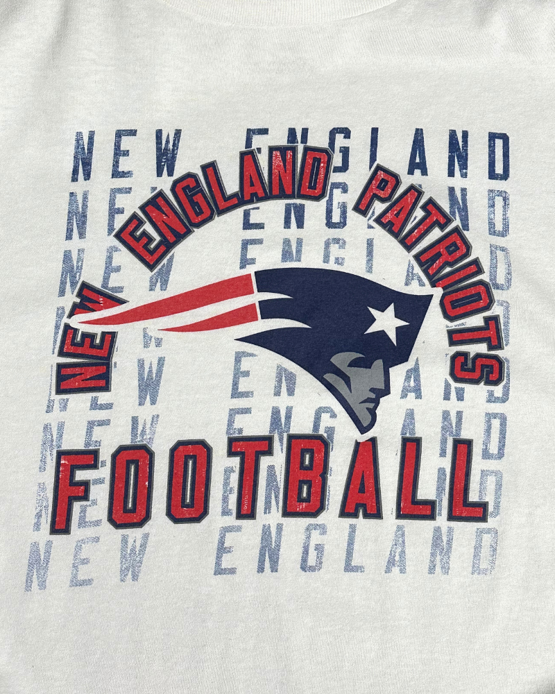 
                  
                    Vintage New England Patriots NFL Long Sleeve - Size XXL
                  
                