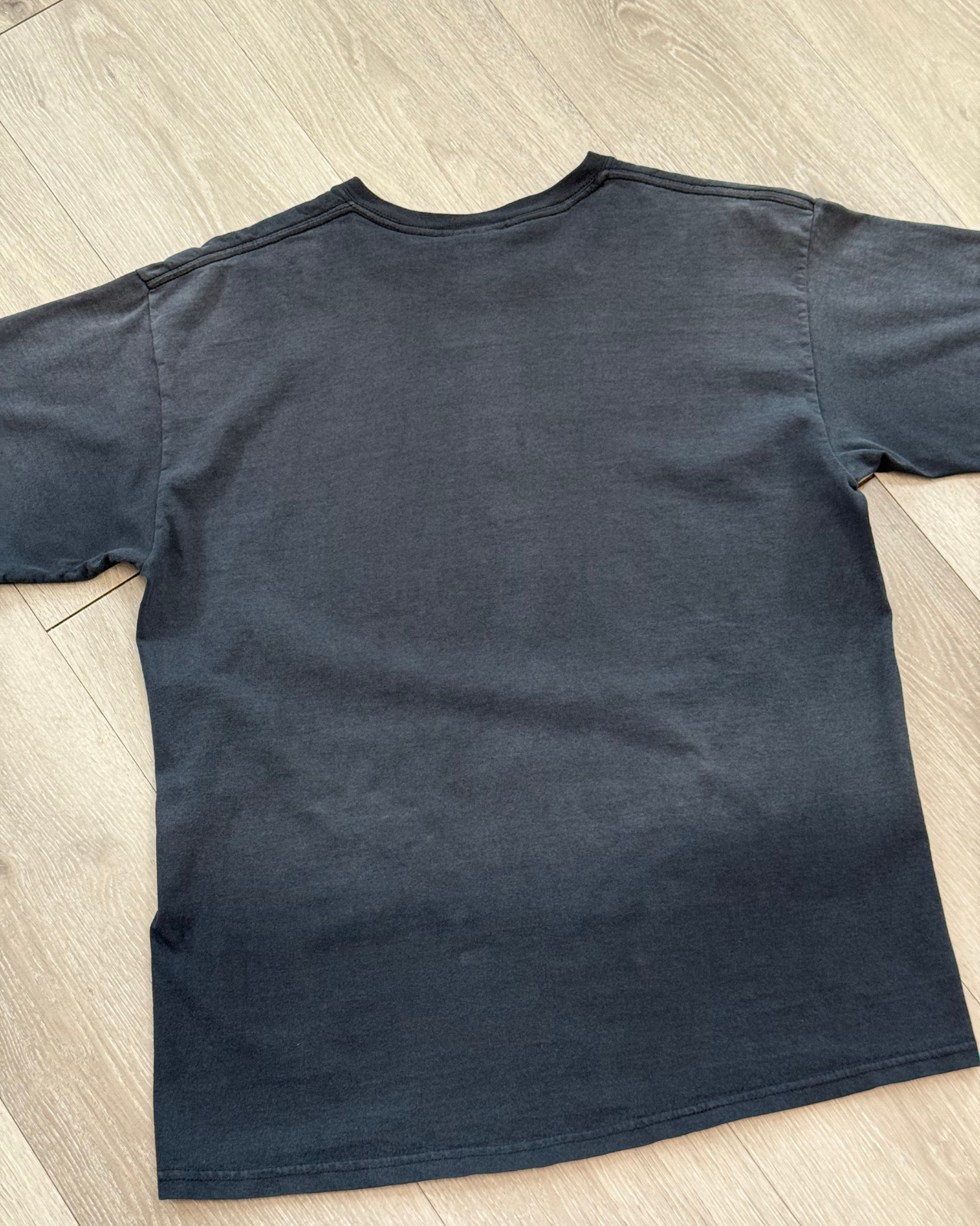 
                  
                    Vintage Victory Motorcycles Faded T-Shirt - Size L
                  
                