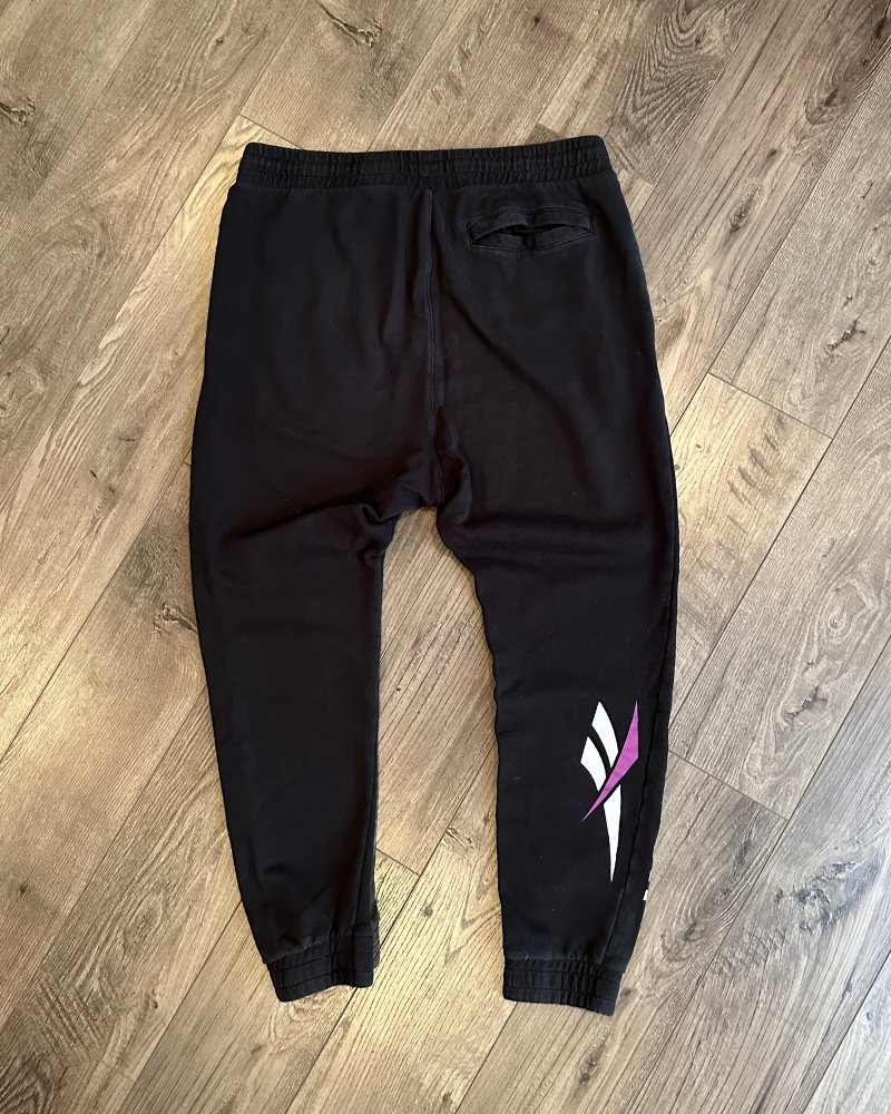 
                  
                    Reebok Classic Jogger Sweatpants - Size XL
                  
                