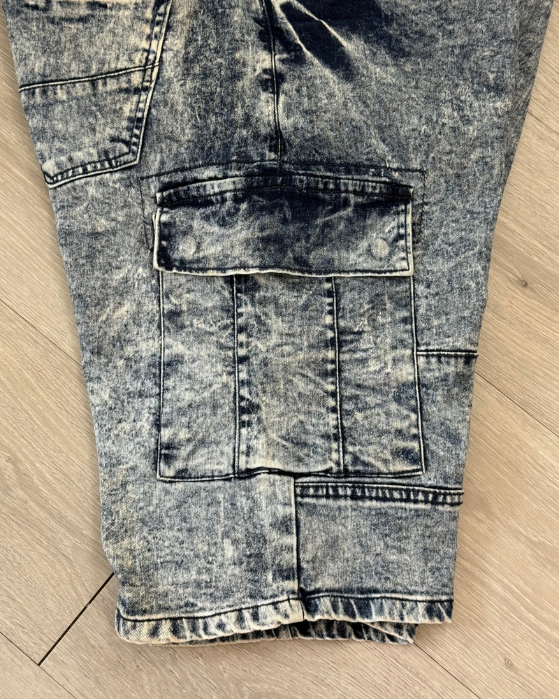 
                  
                    Vintage Rocawear Acid Wash Denim Cargo Shorts - Size 41
                  
                