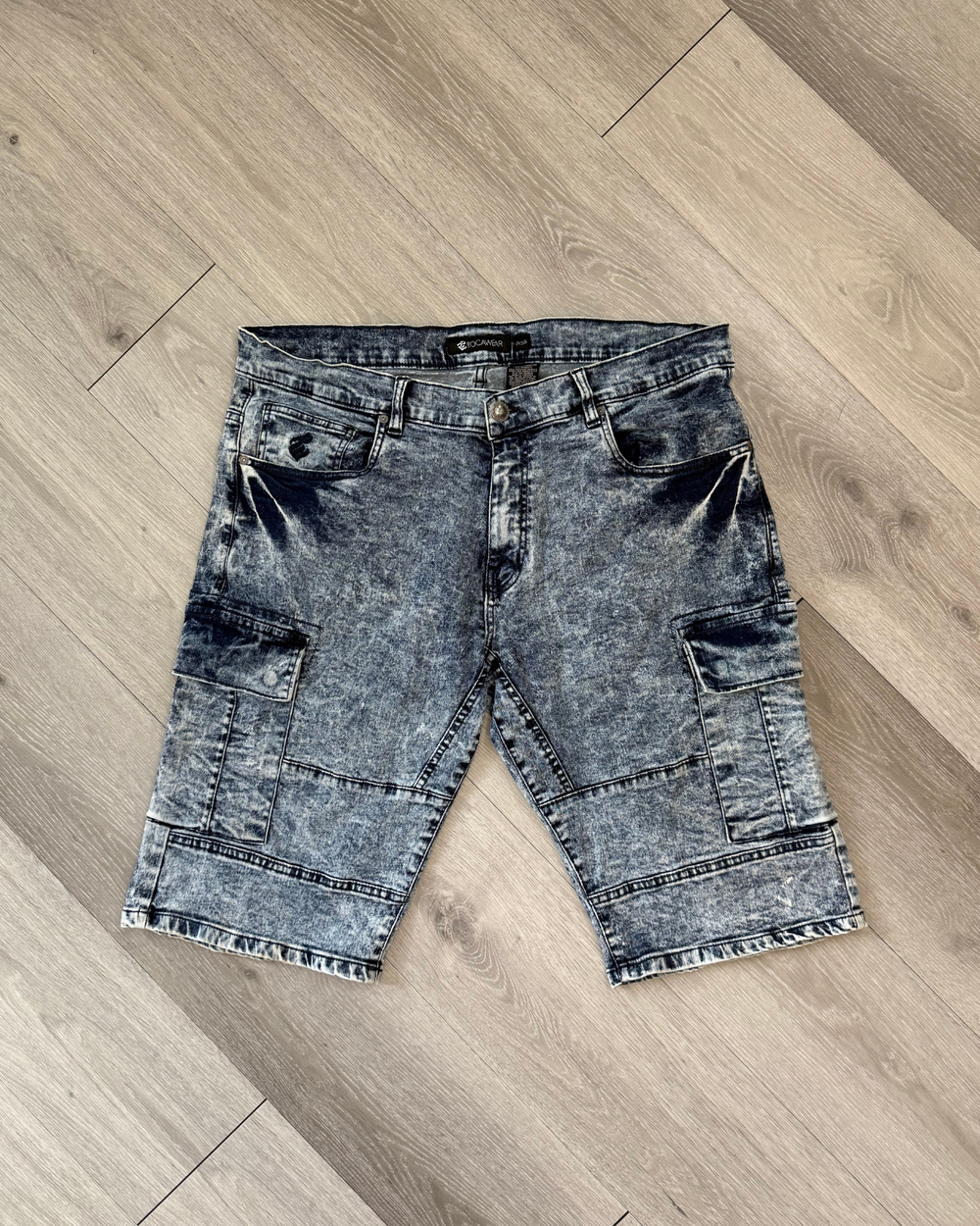 Vintage Rocawear Acid Wash Denim Cargo Shorts - Size 41