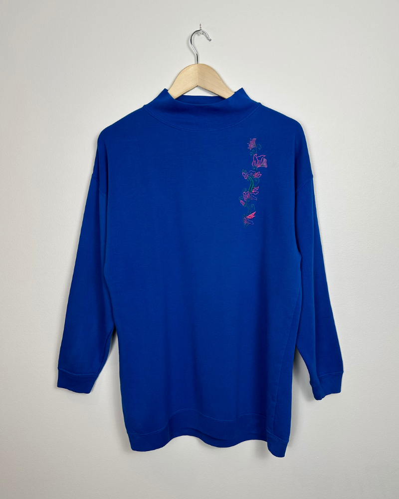 
                  
                    Vintage Flower Embroidery Women's High Neckline Long Sweatshirt - Size L
                  
                
