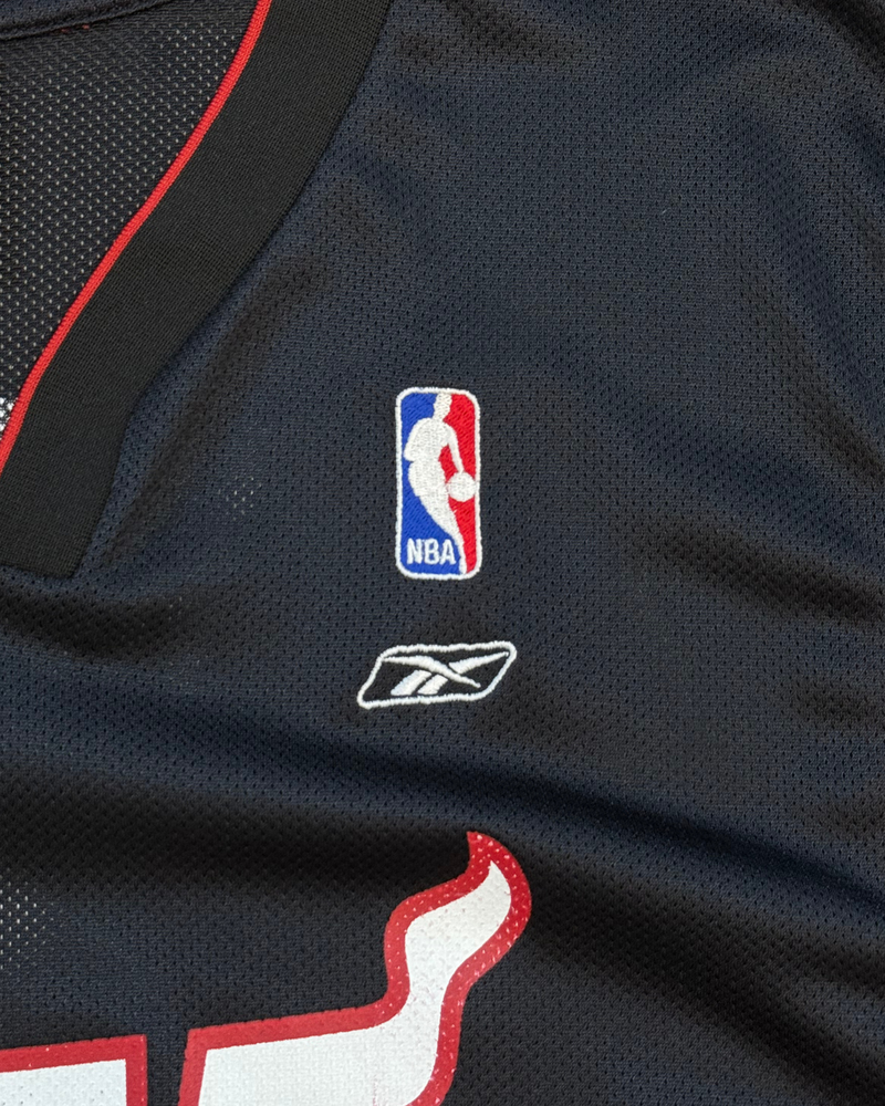 
                  
                    Vintage Reebok Miami Heat Dwayne Wade #3 NBA Basketball Jersey - Size XL
                  
                