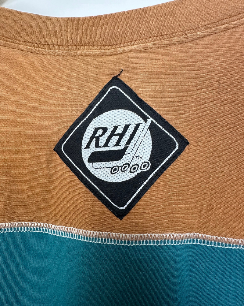 
                  
                    Vintage Bauer Sacramento River Rats Roller Hockey T-Shirt XL
                  
                