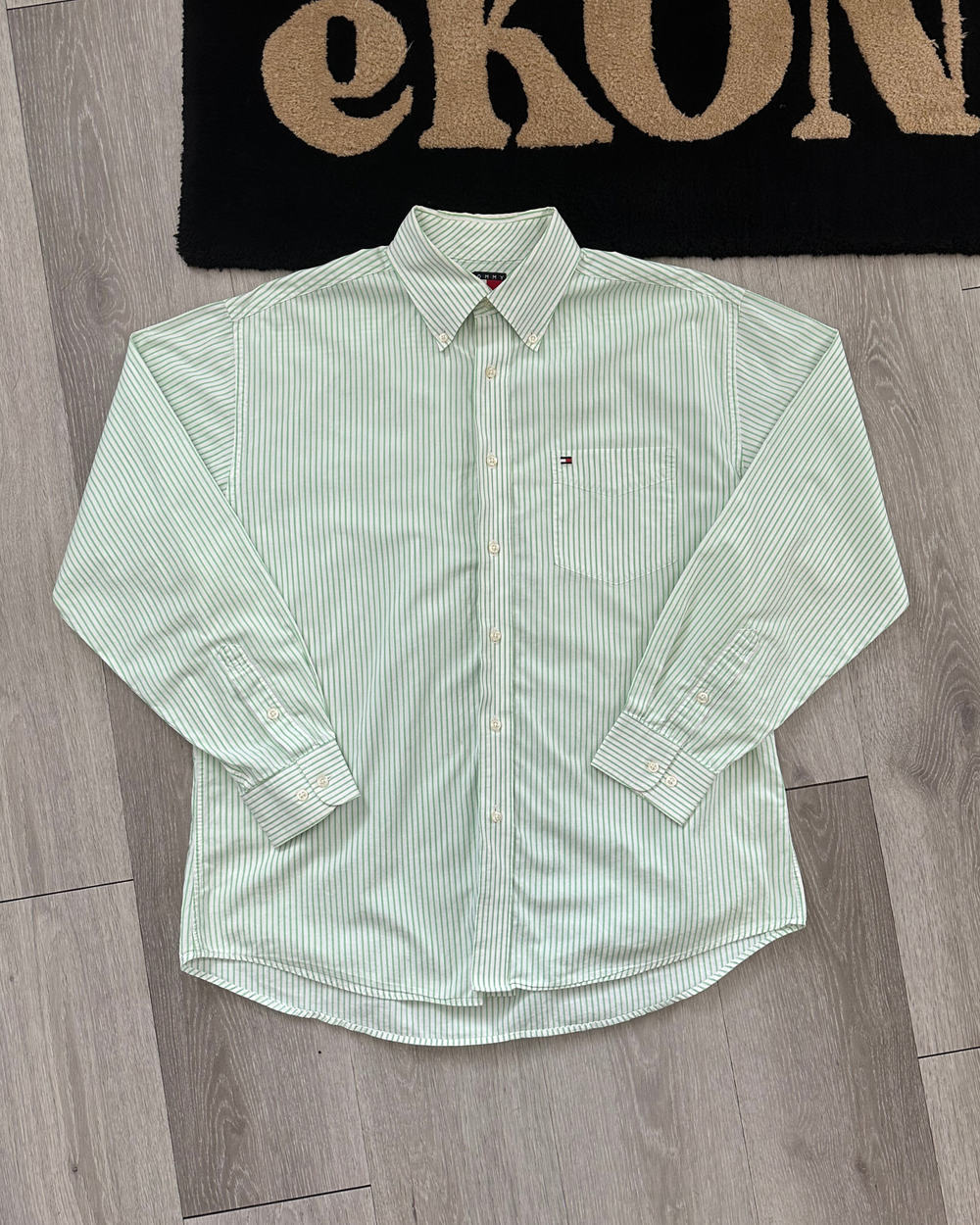 vintage tommy hilfiger dress shirt Vintage Tommy Hilfiger Dress Shirt XL Red Embroidered Crest 90s