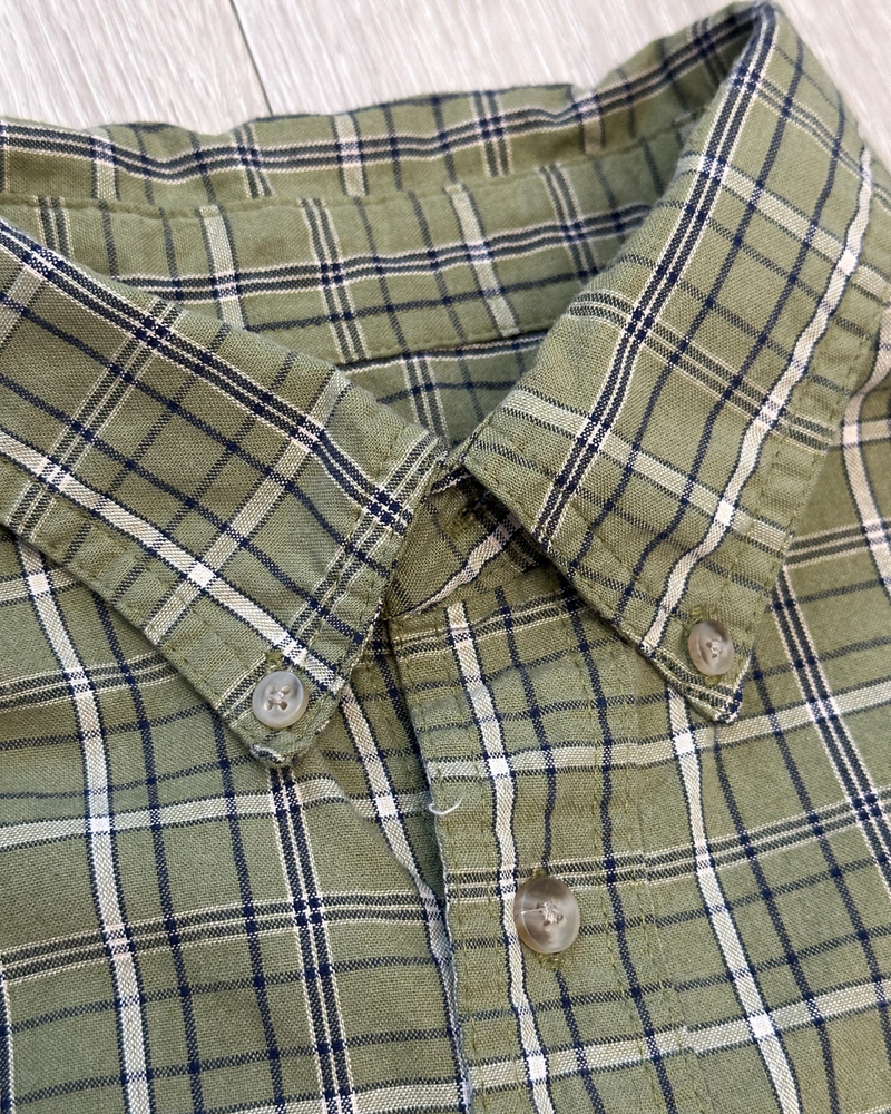 
                  
                    Vintage Wrangler Rugged Wear Plaid Button-Up Shirt - Size XLT
                  
                