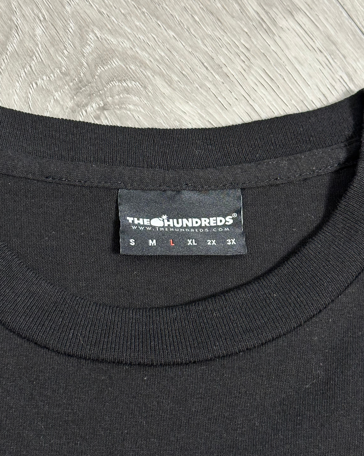 
                  
                    The Hundreds T-Shirt - Size L
                  
                