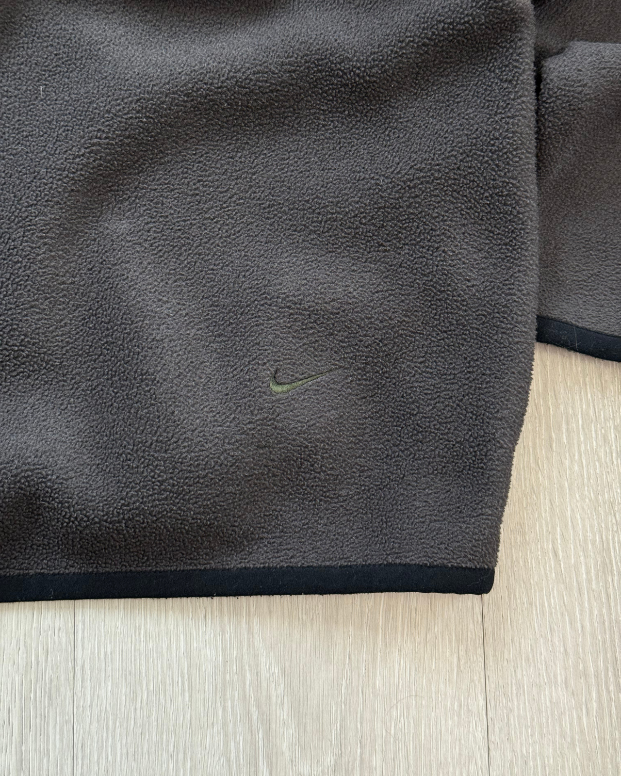 
                  
                    Vintage Nike Boxy Fleece Hoodie - Size XL
                  
                