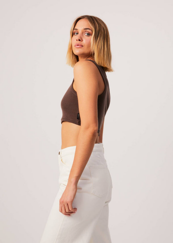 
                  
                    Chloe - Hemp Ribbed Crop Tank / Coffee
                  
                